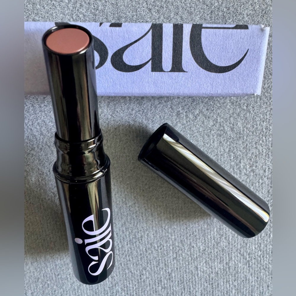Saie Lip Blur Matte Blurring Lipstick In Nouveau (New In Box)